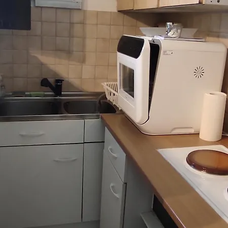 Paisible Au Dernier Etage Pour 4 Pers Avec Vue A Super Besse - Fr-1-814-159 شقة *